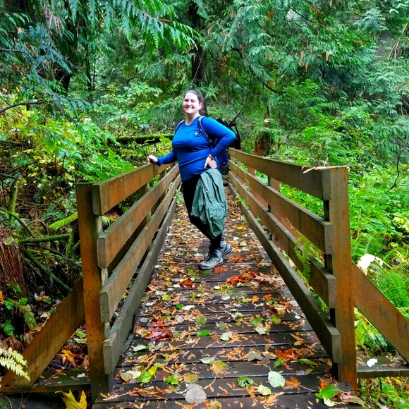 Welcome to my Closet - Picture 2 of 2